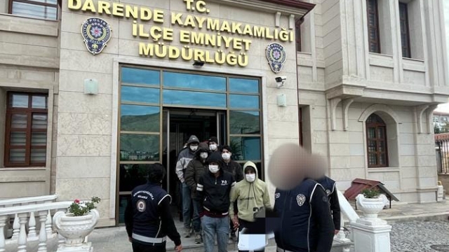 Malatya'ya Girmeye Çalışan 13 Afgan Yakalandı