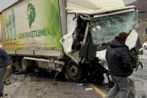 Malatya Doğanşehir'de Trafik Kazası 3 Ölü 1 Yaralı!