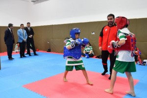 Yeşilyurt Belediyesi'nden İkizce Bölgesine Spor Yatırımı